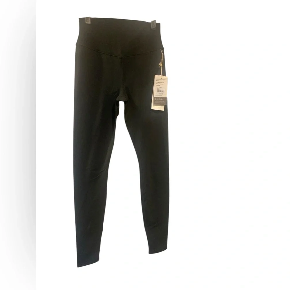 12. NWT Vuori chilled out leggings WASHED BLACK Size S